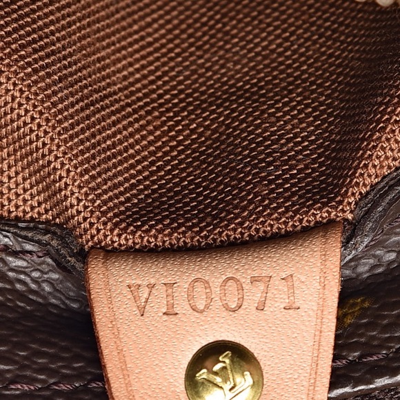 LOUIS VUITTON Monogram Cabas Piano - Picture 9 of 10